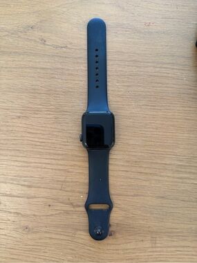 Apple Watch Series 5 | GPS + Cellular (40mm) | Space Gray + Charger